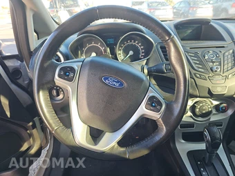2016 Ford Fiesta SE Hatchback – miniatura 10