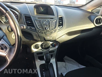 2016 Ford Fiesta SE Hatchback – miniatura 11