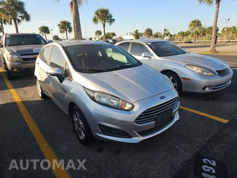 2016 Ford Fiesta SE Hatchback – miniatura 3