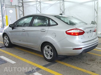 2016 Ford Fiesta SE Sedan – miniatura 6