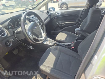 2016 Ford Fiesta SE Sedan – miniatura 7