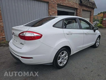 2016 Ford Fiesta SE Sedan - miniatura 3