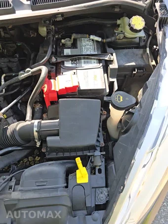 2016 Ford Fiesta SE Sedan - miniatura 21