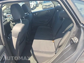 2016 Ford Fiesta SE Sedan - miniatura 10
