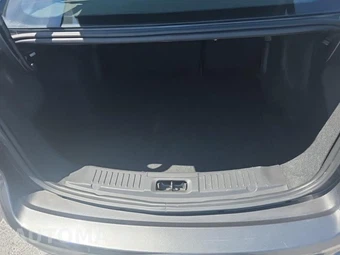 2016 Ford Fiesta SE Sedan - miniatura 13