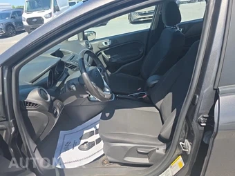 2016 Ford Fiesta SE Sedan - miniatura 7