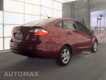 2016 Ford Fiesta SE Sedan – miniatura 4