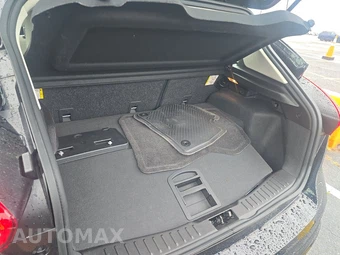 2016 Ford Focus Electric Hatchback – miniatura 23