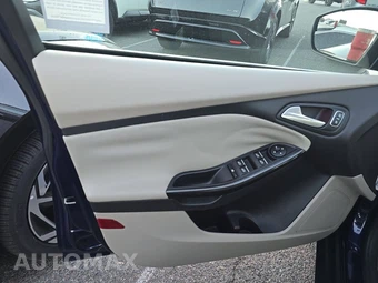 2016 Ford Focus Electric Hatchback - miniatura 35