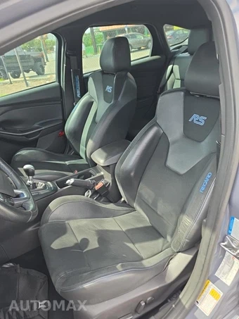2016 Ford Focus RS Hatchback - miniatura 13