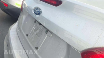 2016 Ford Focus S Sedan – miniatura 39