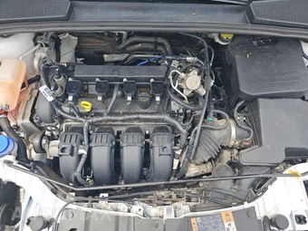 2016 Ford Focus S Sedan – miniatura 15