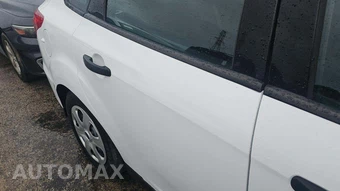 2016 Ford Focus S Sedan – miniatura 22