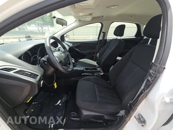2016 Ford Focus S Sedan – miniatura 7