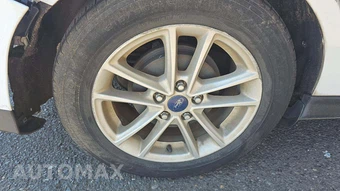 2016 Ford Focus SE – miniatura 26