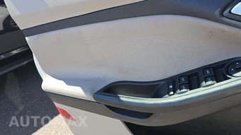2016 Ford Focus SE – miniatura 44