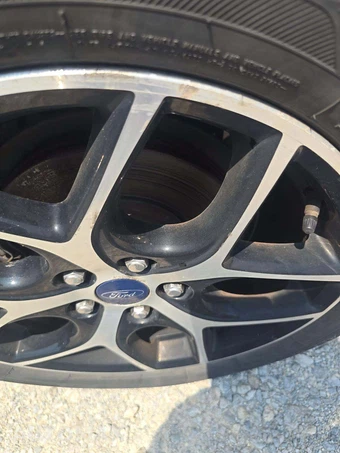 2016 Ford Focus SE Hatchback – miniatura 19
