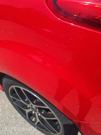 2016 Ford Focus SE Hatchback – miniatura 21