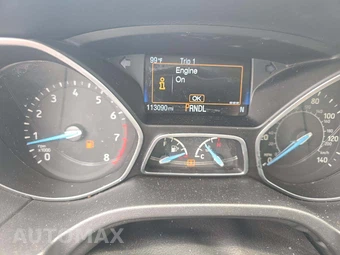 2016 Ford Focus SE Sedan – miniatura 6