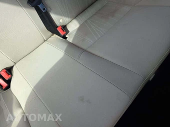 2016 Ford Focus SE Sedan - miniatura 22