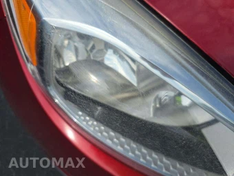 2016 Ford Focus SE Sedan - miniatura 28