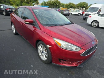 2016 Ford Focus SE Sedan - miniatura 4