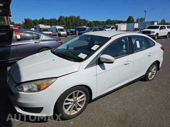 2016 Ford Focus SE Sedan