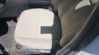 2016 Ford Focus SE Sedan - miniatura 23