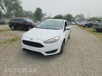 2016 Ford Focus SE Sedan