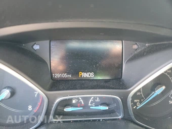 2016 Ford Focus SE Sedan – miniatura 12