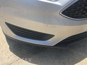 2016 Ford Focus SE Sedan – miniatura 21