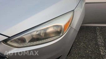 2016 Ford Focus SE Sedan – miniatura 19