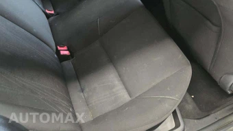 2016 Ford Focus SE Sedan – miniatura 22