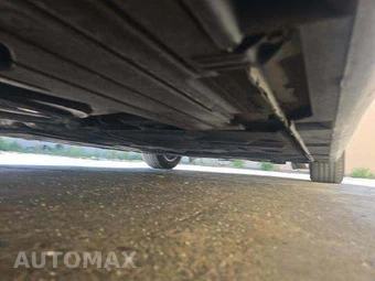 2016 Ford Focus SE Sedan – miniatura 18