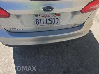 2016 Ford Focus SE Sedan – miniatura 31