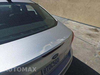 2016 Ford Focus SE Sedan – miniatura 32