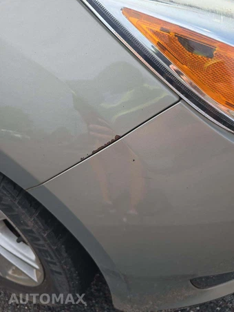 2016 Ford Focus SE Sedan – miniatura 25