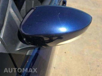 2016 Ford Focus SE Sedan – miniatura 25