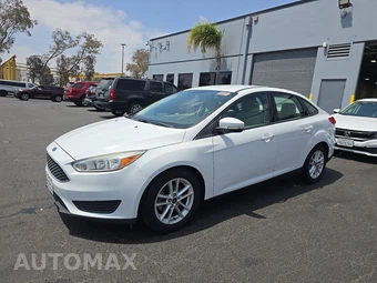 2016 Ford Focus SE Sedan