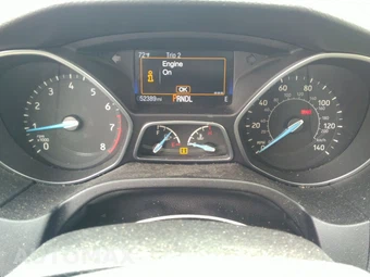 2016 Ford Focus SE Sedan – miniatura 17