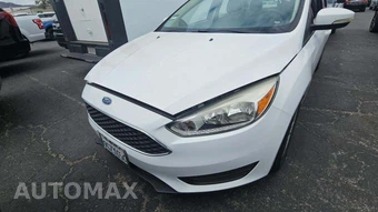 2016 Ford Focus SE Sedan – miniatura 34