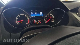 2016 Ford Focus ST Hatchback - miniatura 18