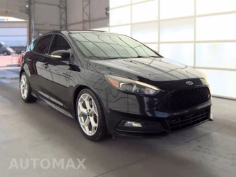 2016 Ford Focus ST Hatchback - miniatura 3