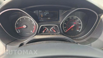2016 Ford Focus ST Hatchback – miniatura 26
