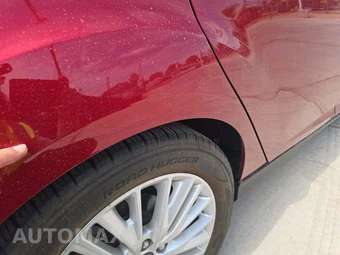 2016 Ford Focus Titanium Hatchback – miniatura 25