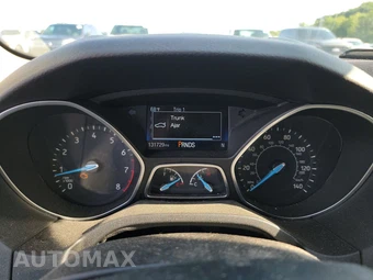 2016 Ford Focus Titanium Sedan - miniatura 12