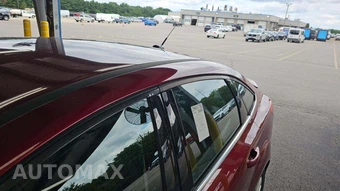 2016 Ford Focus Titanium Sedan - miniatura 34