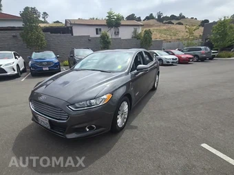 2016 Ford Fusion Energi SE