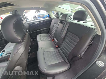 2016 Ford Fusion Energi SE – miniatura 10