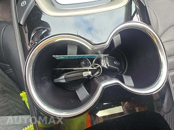 2016 Ford Fusion Energi SE – miniatura 5